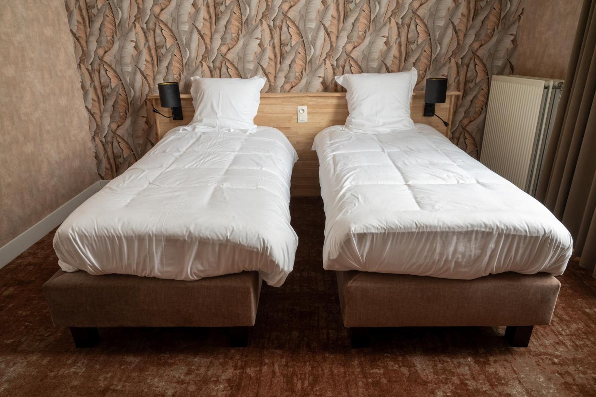 Hotel Canteklaar دي هان المظهر الخارجي الصورة